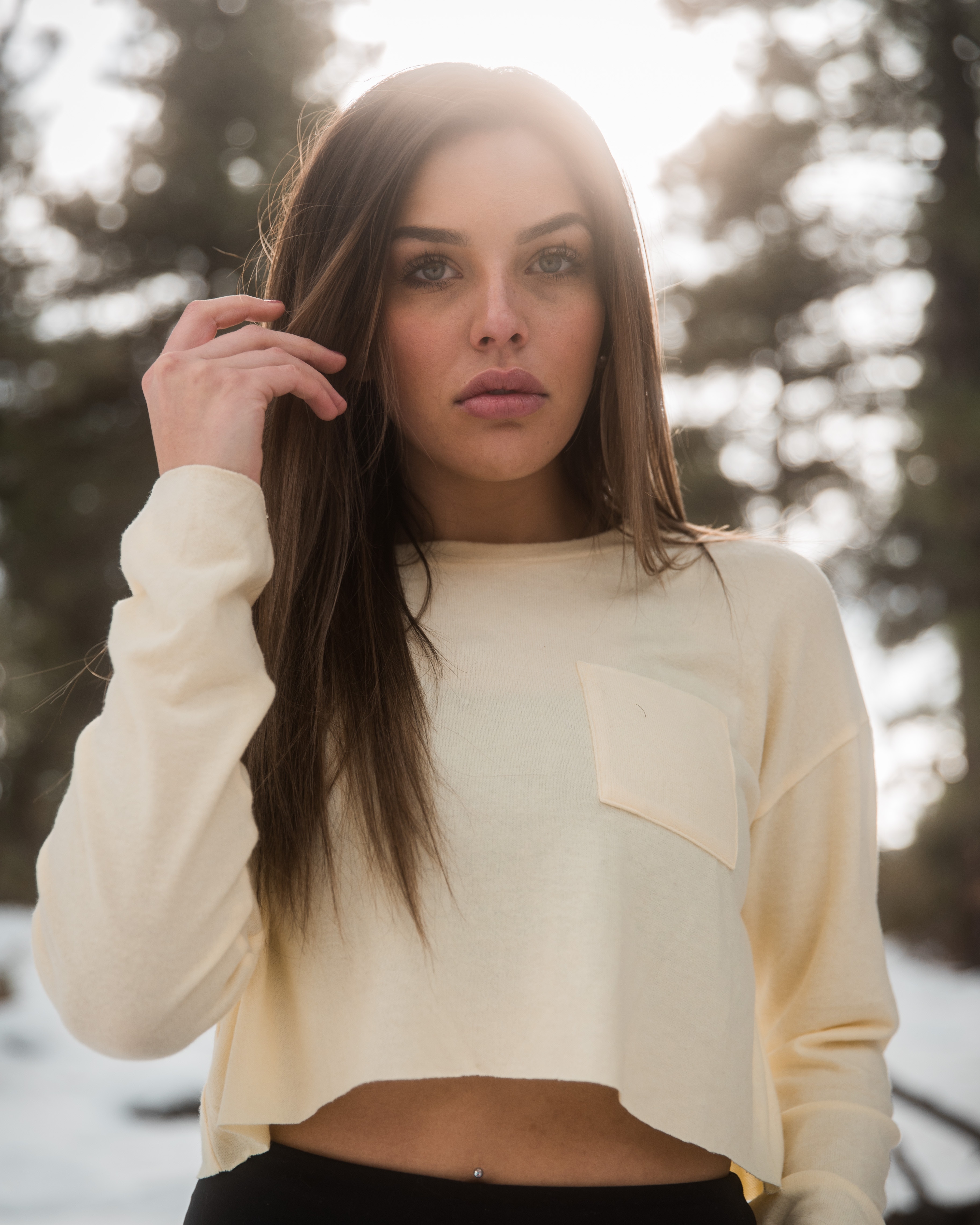 white long sleeves croptop